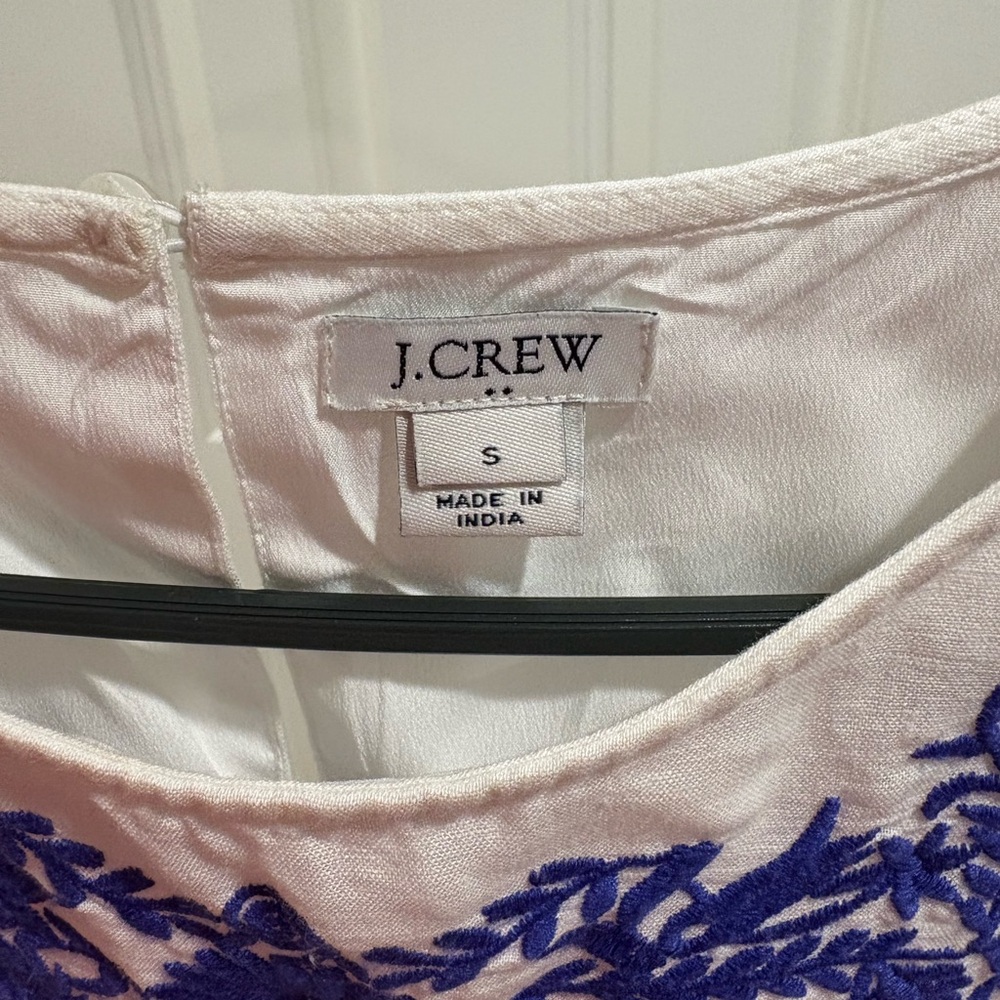 White Sleeveless Shift Dress with Blue Embroidery – Boho Summer Style - Picture 2 of 6